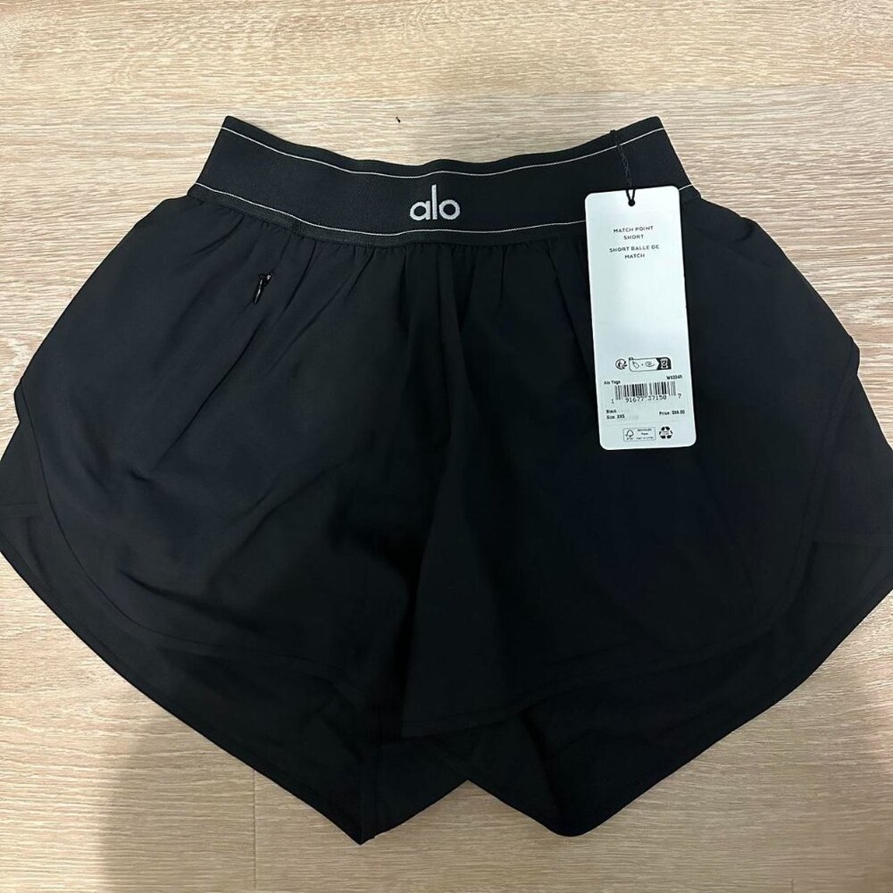 Alo Yoga Match Point Shorts – Black (Size M) 🖤🩳
